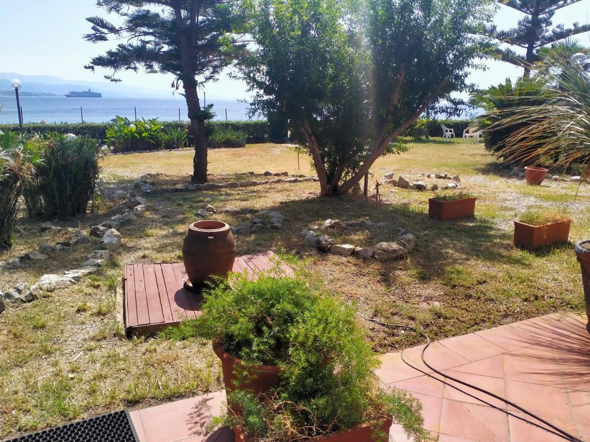 Villa Sullo Stretto Sant'Agata  Eksteriør bilde