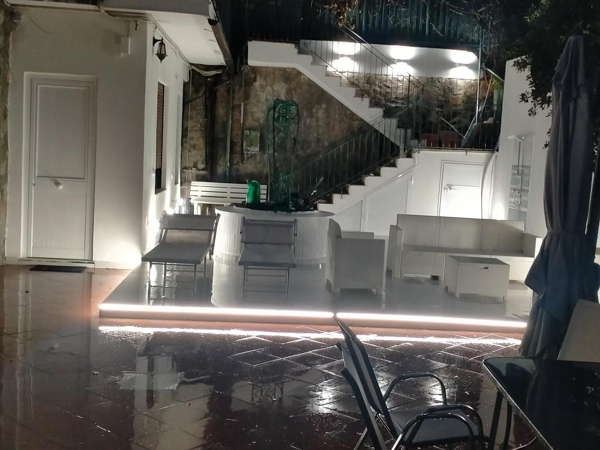 Villa Sullo Stretto Sant'Agata  Eksteriør bilde